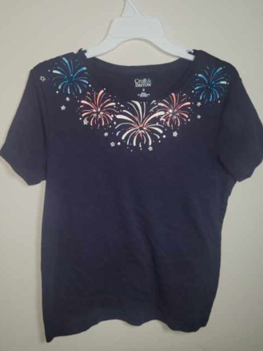Croft & Barrow Medium Fireworks shirt